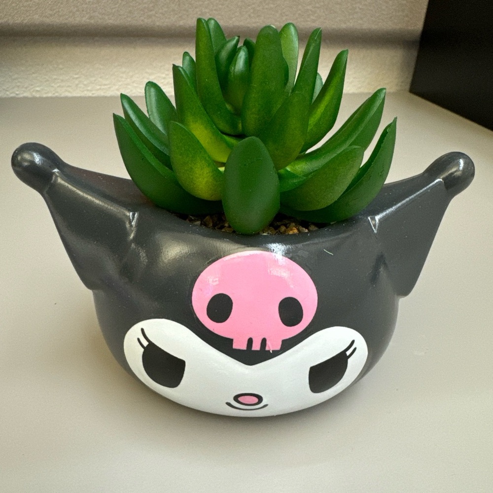 Kuromi artificial plant💕